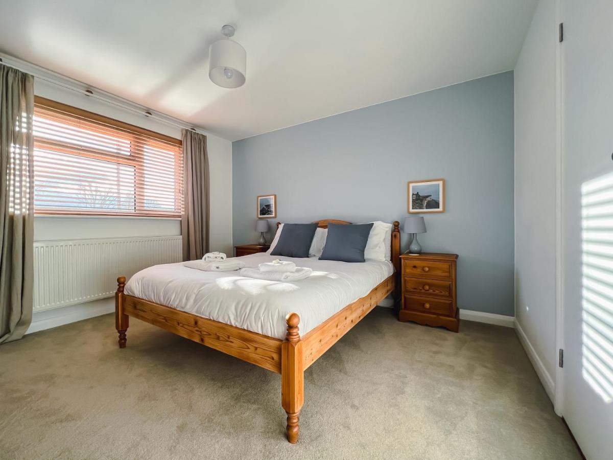 Bright & Cosy - Jacuzzi - Log Burner - King Beds Tangmere Exterior foto